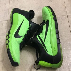 Nike Free Trainer 5.0 👞